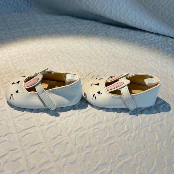 Adorable Gymboree Baby Bunny Shows 0-3 Months - Picture 4 of 7